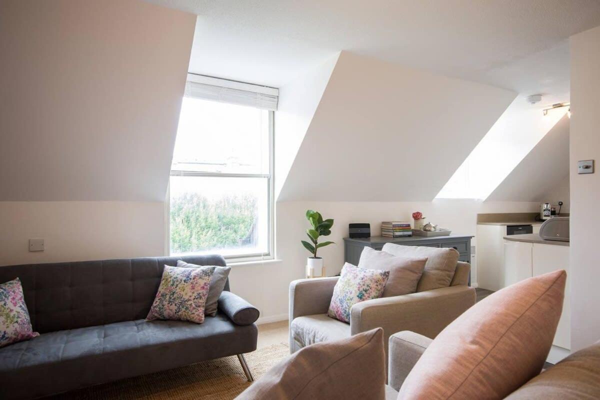 Modern Apartment In The Heart Of Oxford With Secure Underground Parking 외부 사진