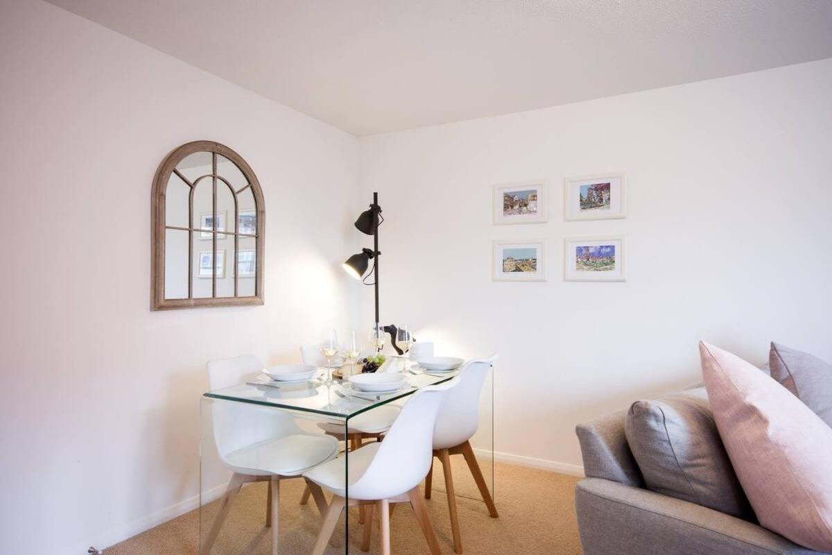 Modern Apartment In The Heart Of Oxford With Secure Underground Parking 외부 사진